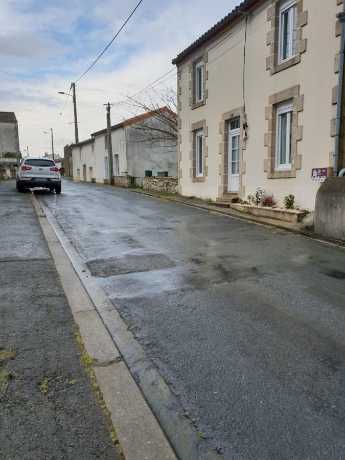 Gite La Belle Vallee Maison Independante 80M2 A 12 Min Du Puy Du Fou Treize-Vents Екстер'єр фото